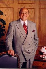 Photo of Barry Alvarez